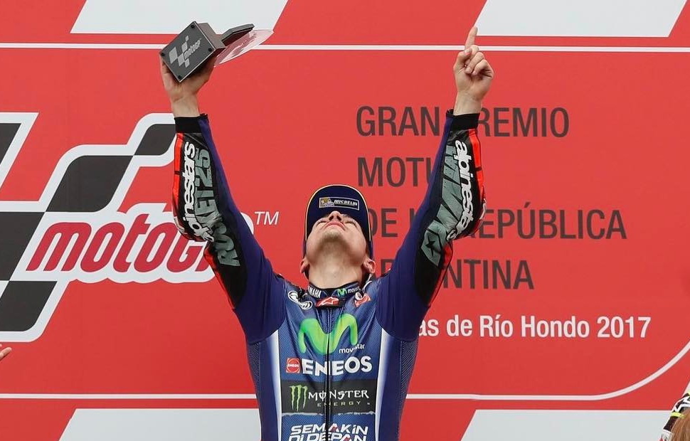 Маверик Виньялес выиграл первые две гонки MotoGP в 2017 году - в Катаре и Аргентине