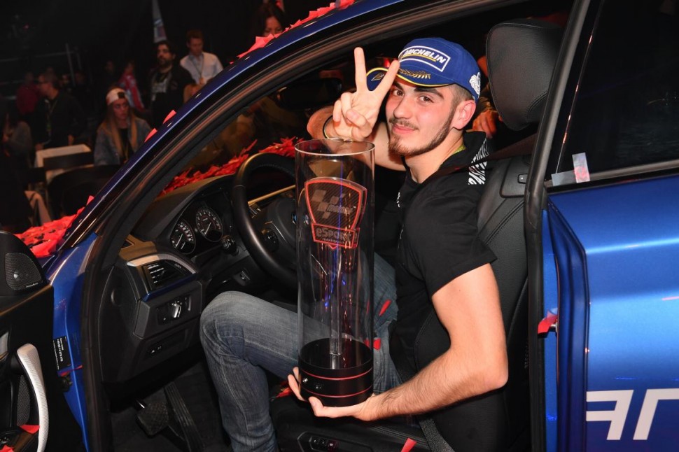 Первый победитель eSports MotoGP - Лоренцо Доретти в своем веньком BMW