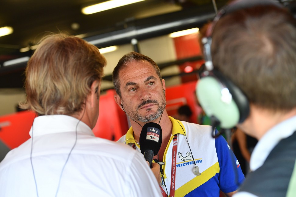 Пьеро Тарамассо из Michelin Motorsport пришлось отвечать на многие вопросы по итогам пятницы и субботы