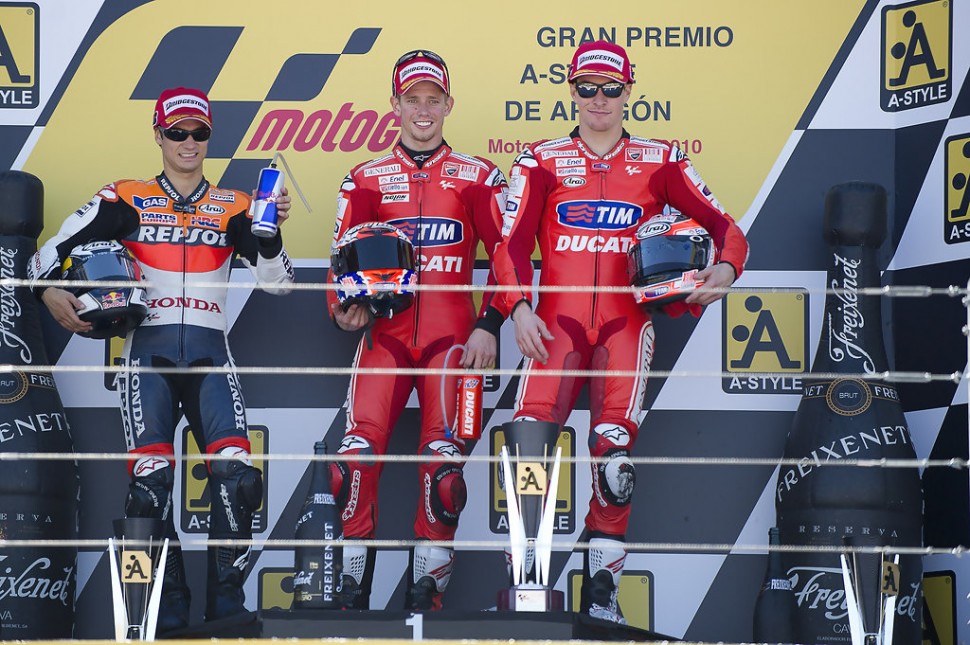На подиуме дебютного Гран-При Арагона - Педроса и два пилота Ducati