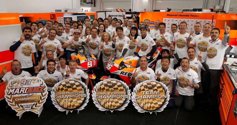 Honda Racing празднует Тройную Корону в MotoGP