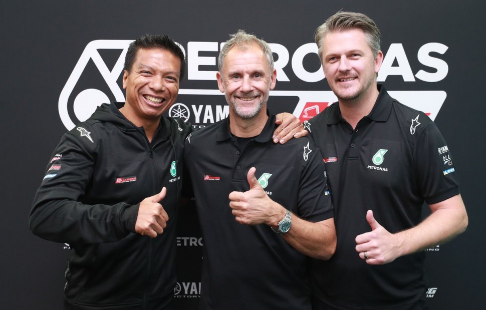 Yamaha Petronas Sepang Racing Team: и самые светлые умы MotoGP в ней!
