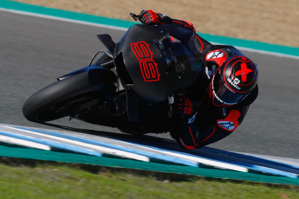 Хорхе Лоренцо вступил в Repsol Honda и будет выступать на Honda RC213V с 2019 по 2020 год