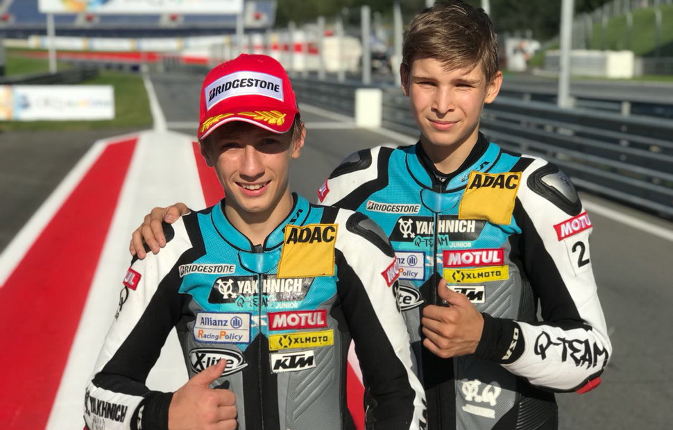 Артем Мараев и Александр Васильев, Yakhnich Q-team Junior на Гран-При Чехии по MotoGP