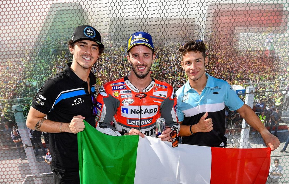 Гран-При Сан-Марино принесло победу трем итальянским пилотам - в Moto3, Moto2 и MotoGP