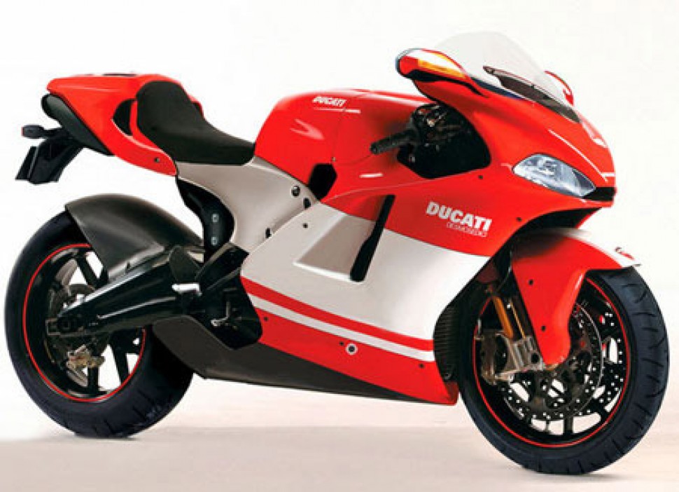 Мотоцикл Ducati Desmosedici RR 2006 обзор