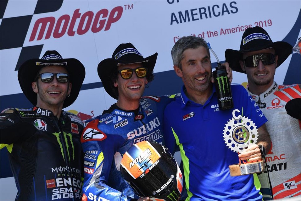 Алекс Ринс выигрывает Гран-При Америк по MotoGP