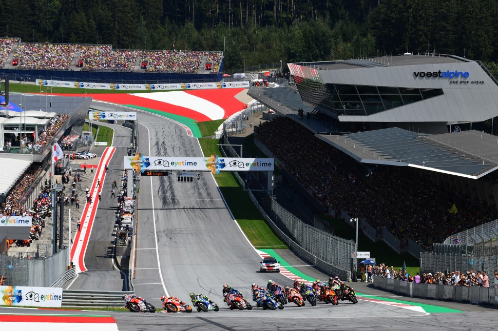 MotoGP: Старт Гран-При Австрии 2018 года
