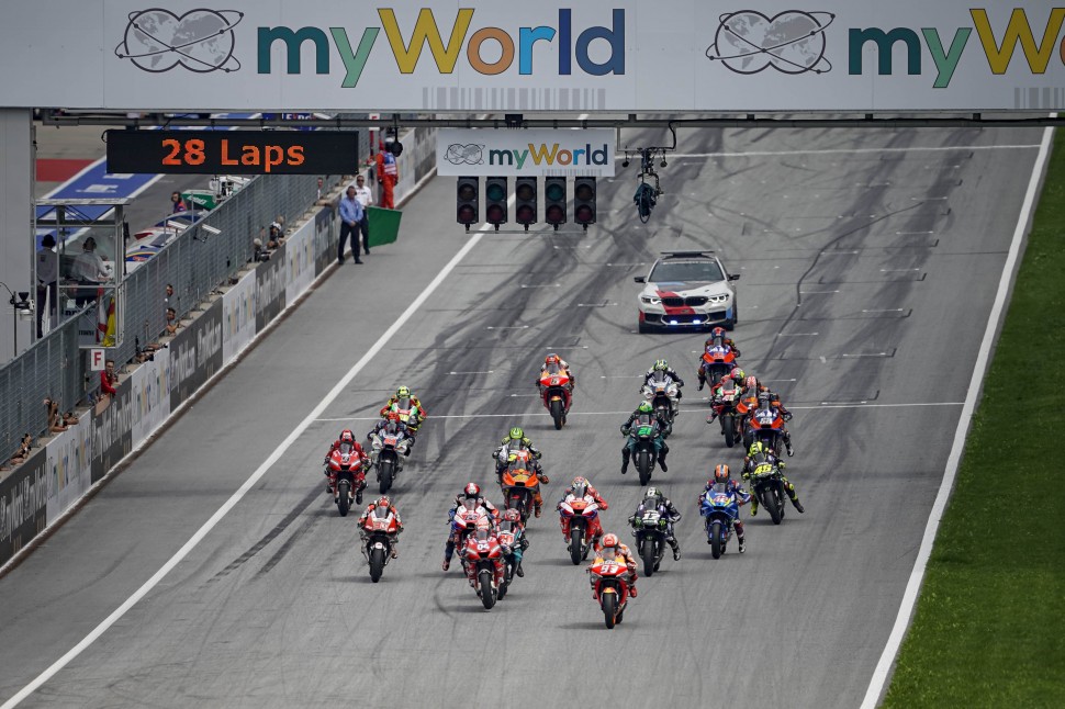 Старт Гран-При Австрии MotoGP 2019