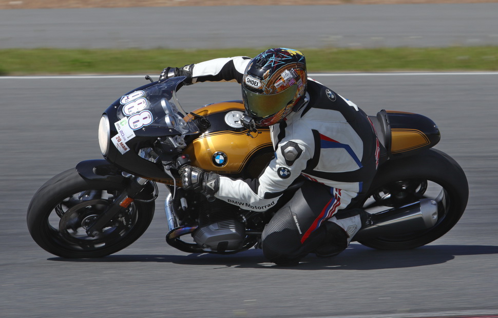 На тестах BMW Motorrad в рамках TrackRaceDays - не только спортбайки!