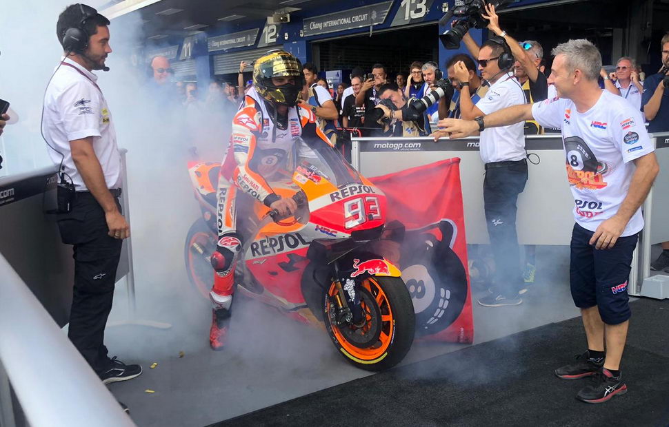 Выиграв Гран-При Таиланда, Маркес стал 8-кратным чемпионом мира, 6-кратным чемпионом MotoGP