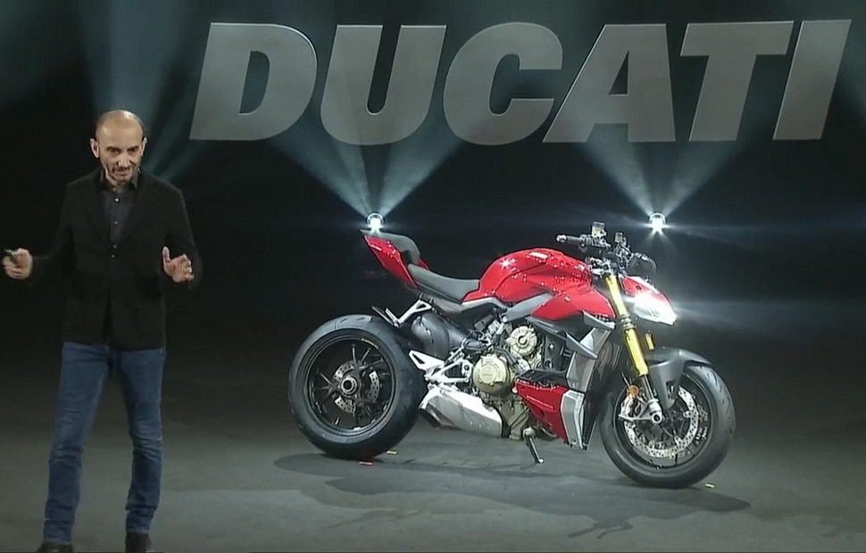 Клаудио Доменикалли рассказывает, как команда разработчиков мучилась над аэродинамикой нейкеда Ducati Streetfighter V4