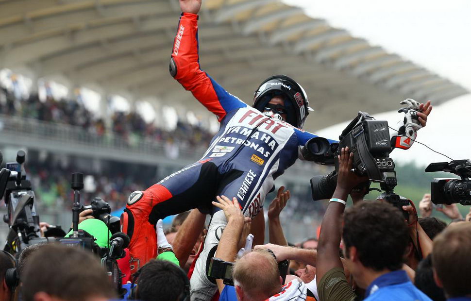 Девять лет назад в Сепанге Хорхе Лоренцо стал чемпионом MotoGP впервые, установив новый рекорд по очкам