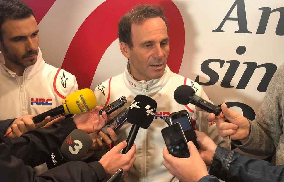 Менеджер Repsol Honda Альберто Пуч дал импровизированную пресс-конференцию сразу после подписания Алекса Маркеса