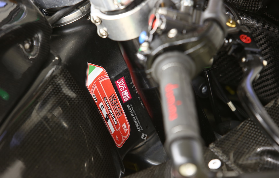 Подтверждение того, что рама Kawasaki ZX-10RR SPB Racing Team полностью соответствует регламенту FIM
