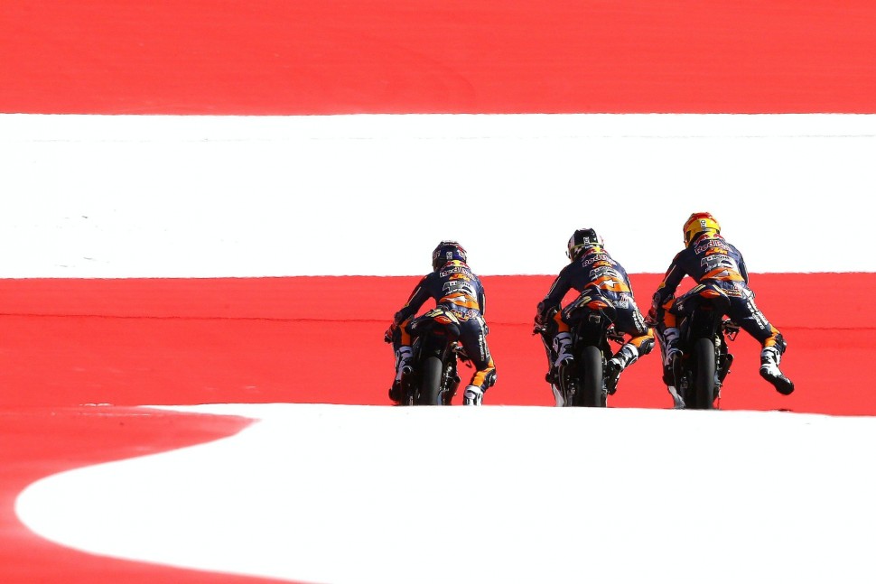 Сегодня у KTM Factory Racing есть даже собственная трасса - Red Bull Ring