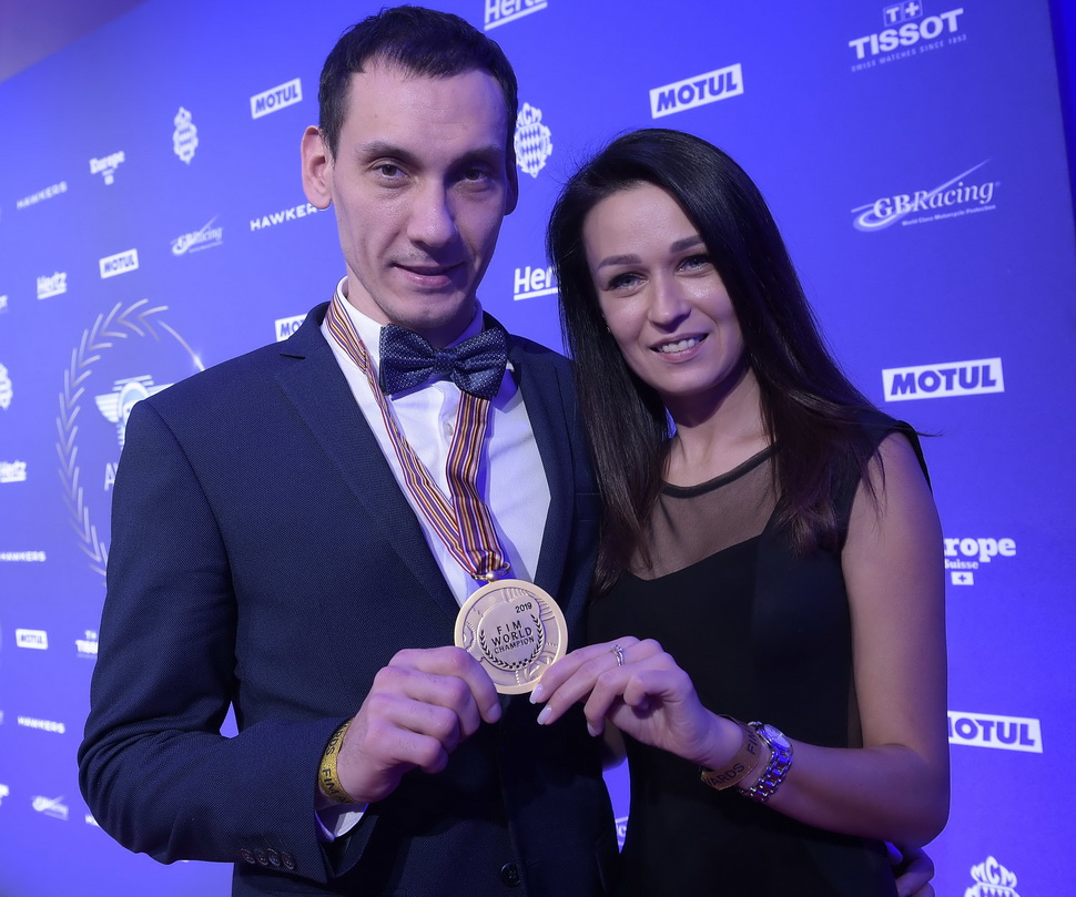 Даниил Иванов официально объявлен чемпионом мира 2020 по мотогонкам на льду