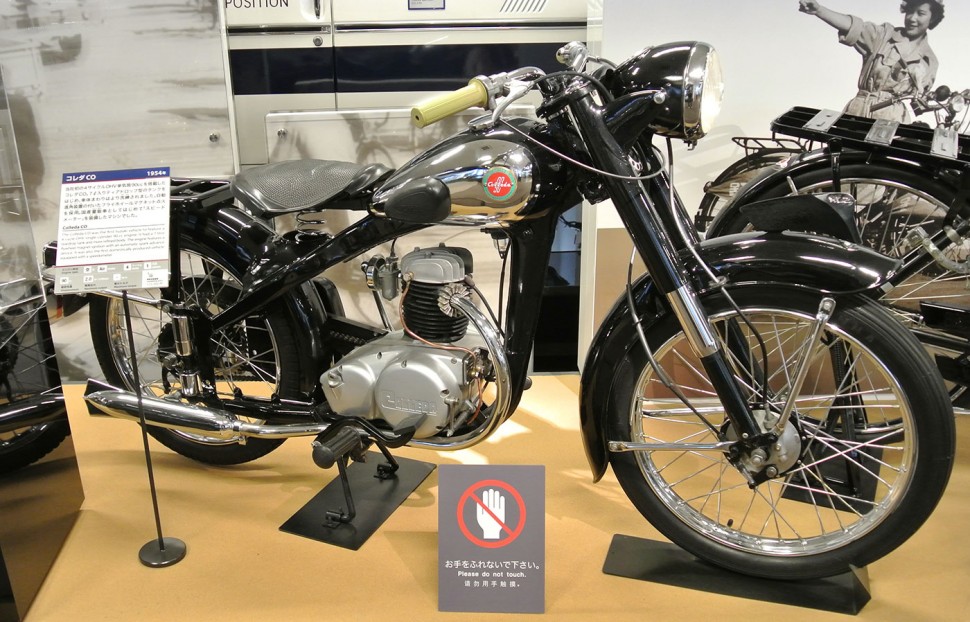 Suzuki Colleda - первый массовый мотоцикл стали выпускать с 1954 года