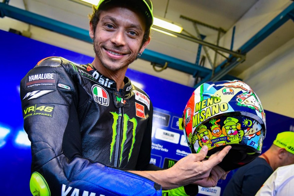 Menu Misano: шлем Валентино Росси, посвященный домашней гонке MotoGP