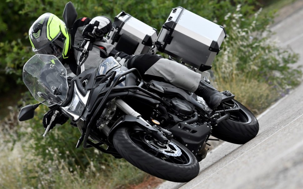Тест-драйвы VOGE 500 DS провели уже все европейские издания - мотоцикл заслужил высокую оценку