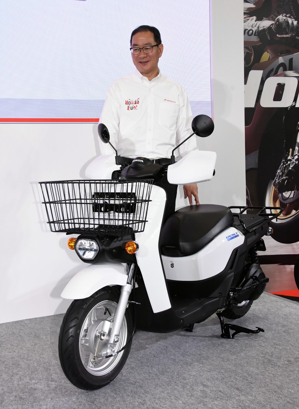 Презентация электроскутера Honda BENLY e: на Tokyo Motorcycle Show 2019 года