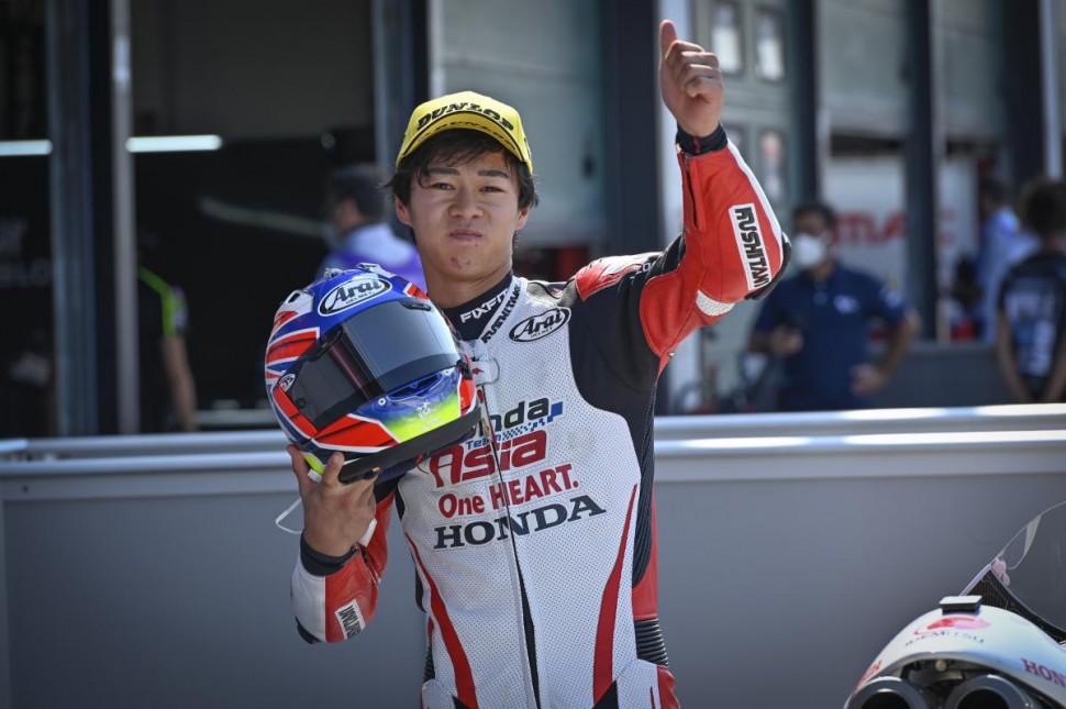 Аи Огура вышел в лидеры чемпионата мира по Мото Гран-При в классе Moto3