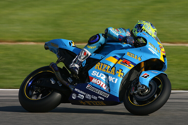 Крис Вермюлен принес Rizla Suzuki первую победу в новейшей истории MotoGP в 2007 году