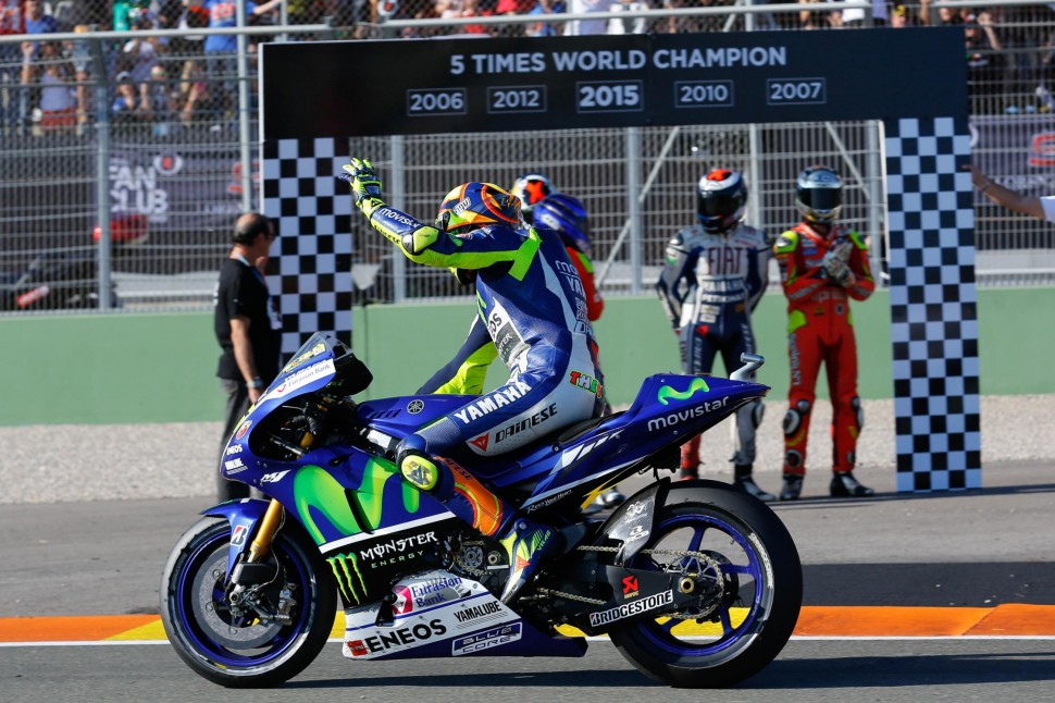Лоренцо - чемпион 2015 года, Валентино Росси - народный чемпион MotoGP