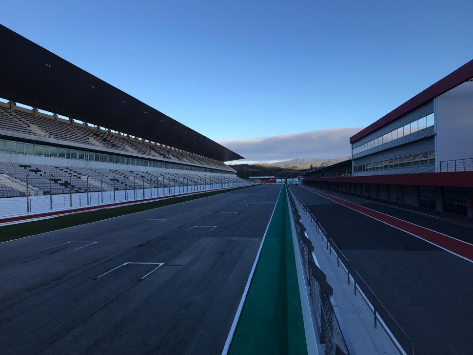Autodromo internacional do Algarve примет Гран-При Португалии без зрителей