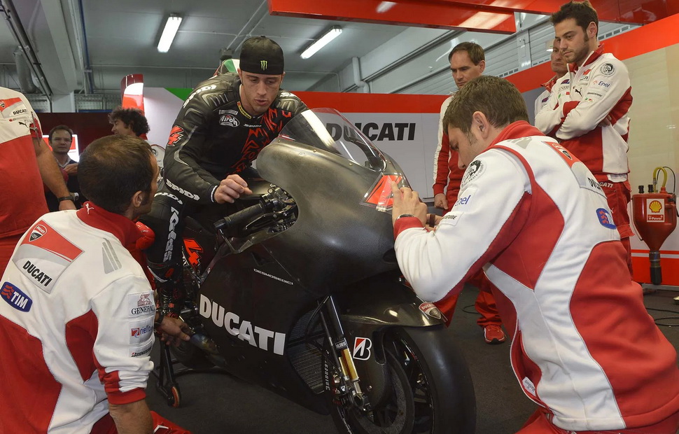 Вступление Довициозо в Ducati было оценено боссами команды, как ценнейшее приобретение