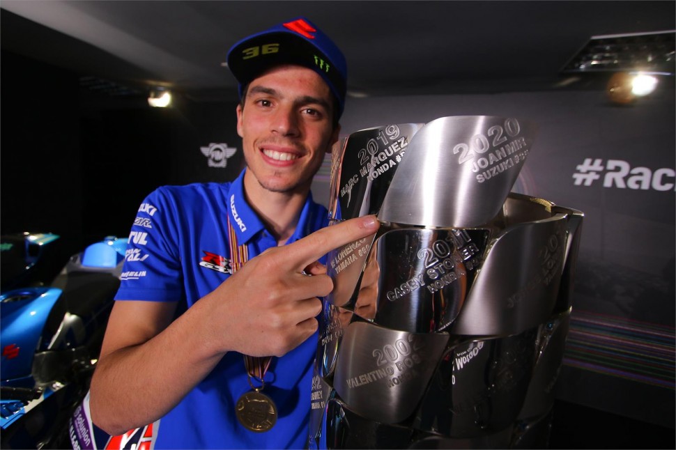 Жоан Мир - чемпион MotoGP 2020 года