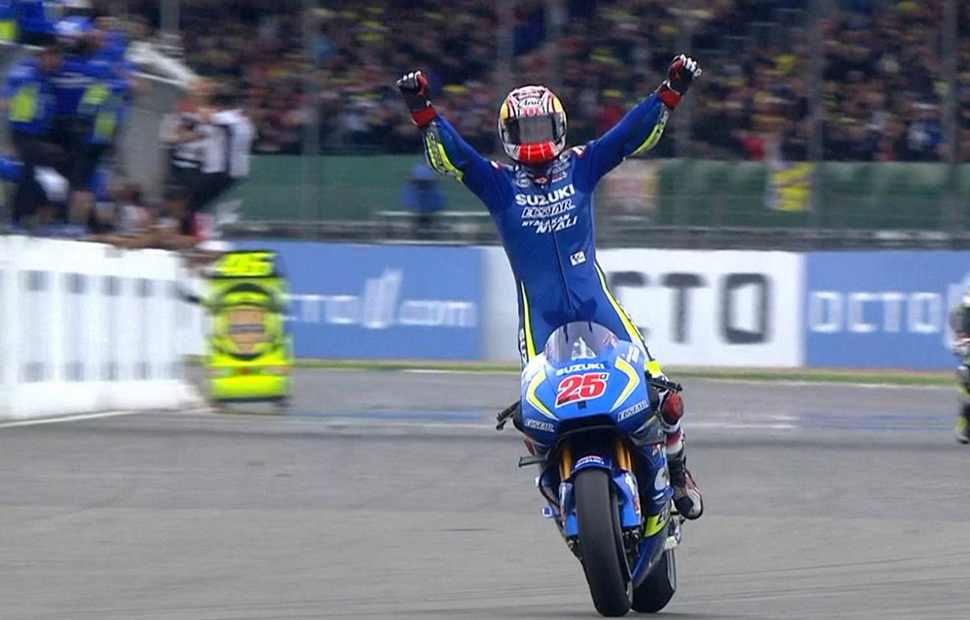 Маверик Виньялес принес Team Suzuki Ecstar первую победу в MotoGP в 2016 году