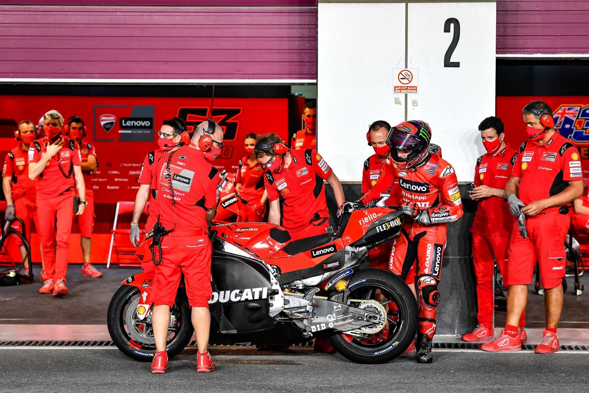 Франческо Баньяя установил лучшие круги с новым аэродинамическим пакетом Ducati