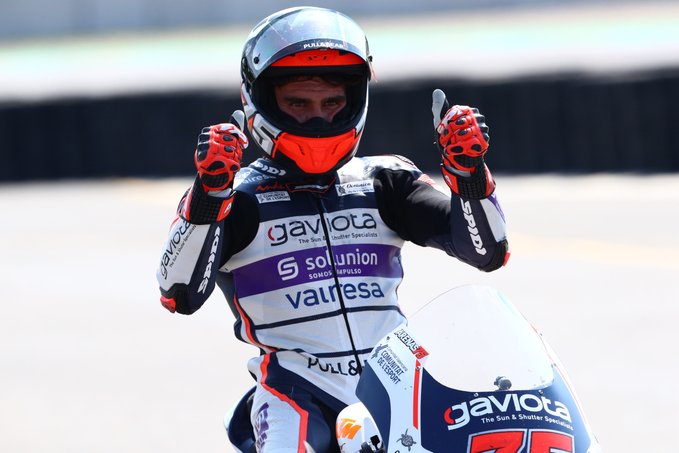 Альберт Аренас - чемпион мира Мото Гран-При Moto3 2020 года