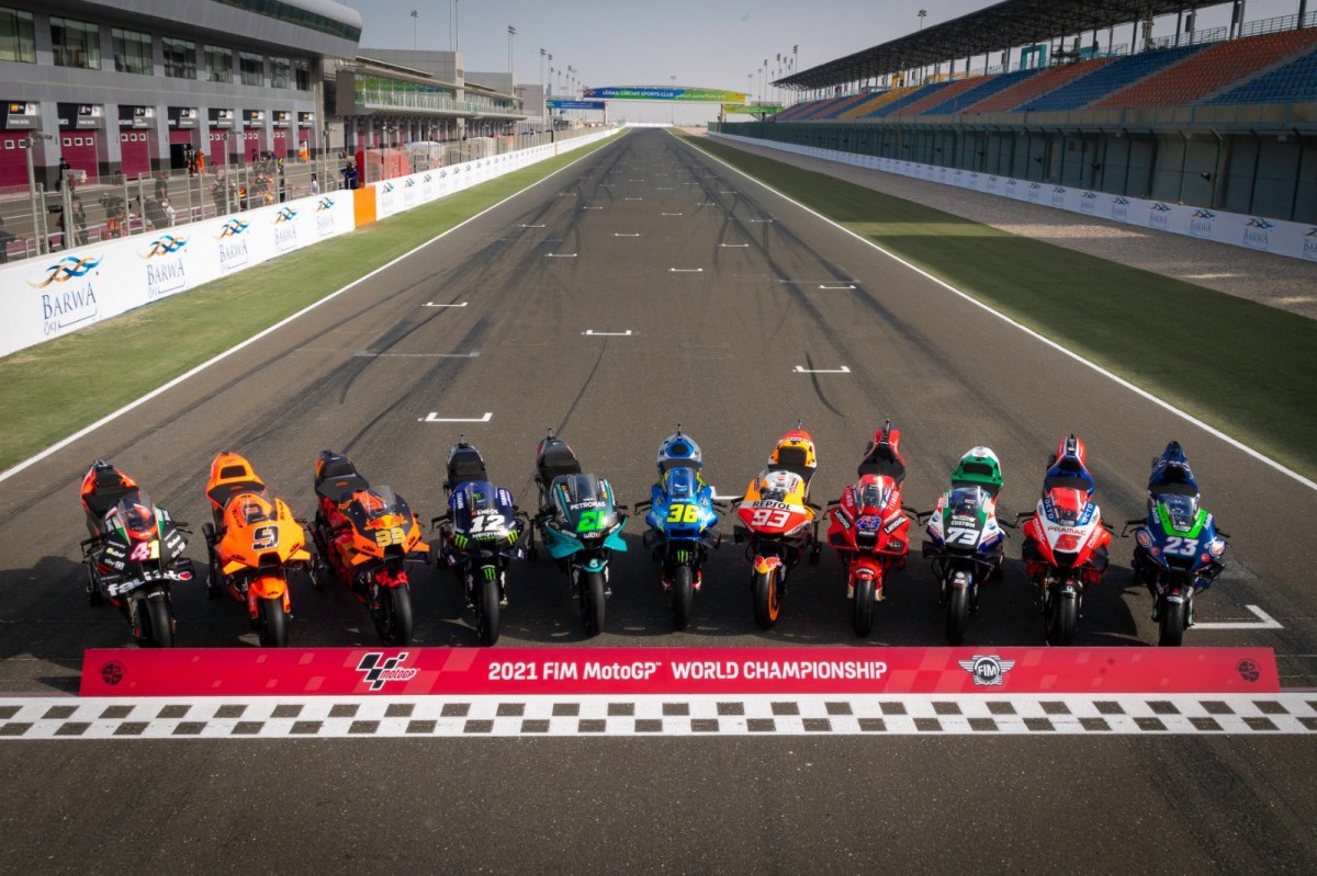 Прототипы 11 команд MotoGP, представляющие шесть производителей
