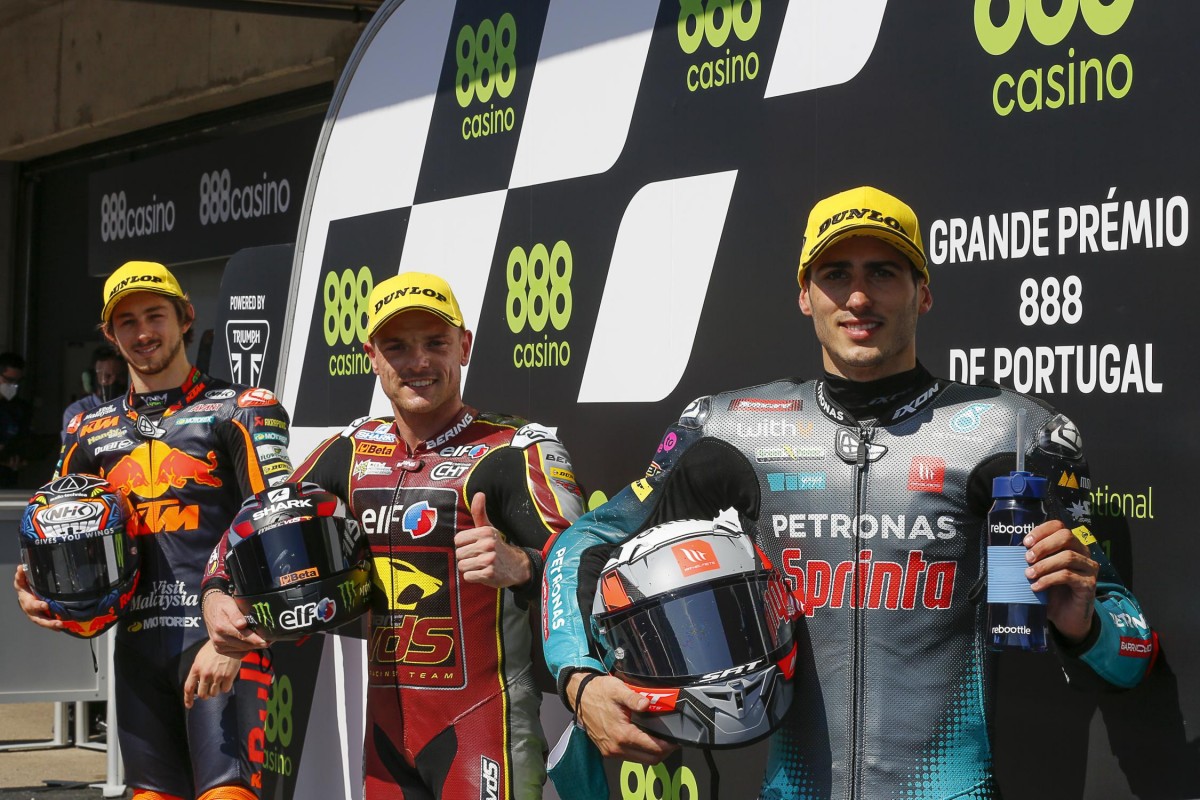 Тройка лидеров квалификации Гран-При Португалии Moto2