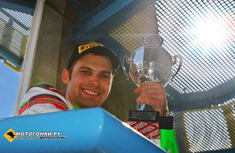 Первый трофей WSBK в руках российского мотогонщика Владимира Леонова