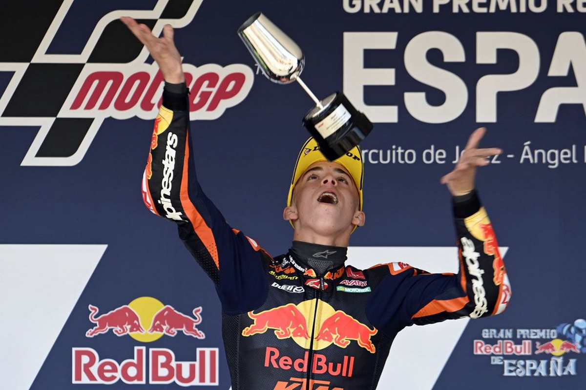 Педро Акоста - новый, абсолютный лидер чемпионата Moto3
