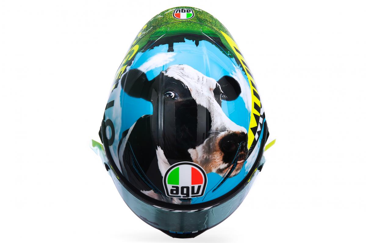 Muuuugello, новый прикольный дизайн шлема Валентино Росси, Гран-При Италии 2021