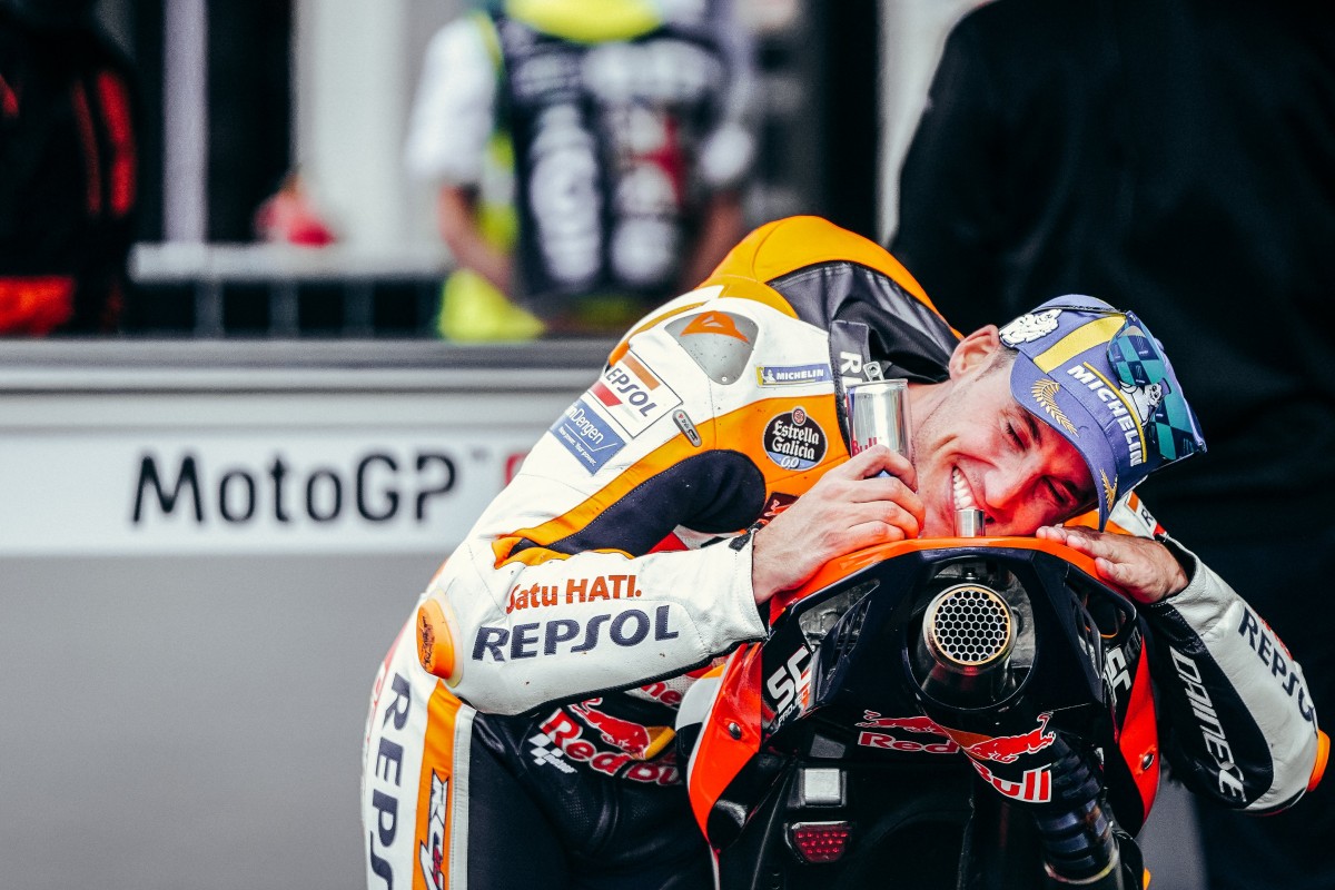Пол Эспаргаро взял свой первый поул с Repsol Honda MotoGP