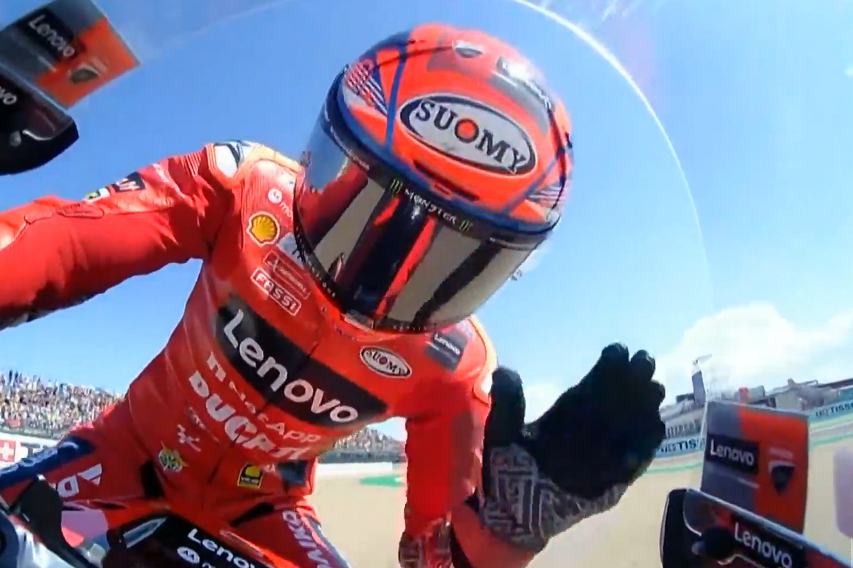 Франческо Баньяя из Ducati Lenovo Team одержал первую победу в MotoGP