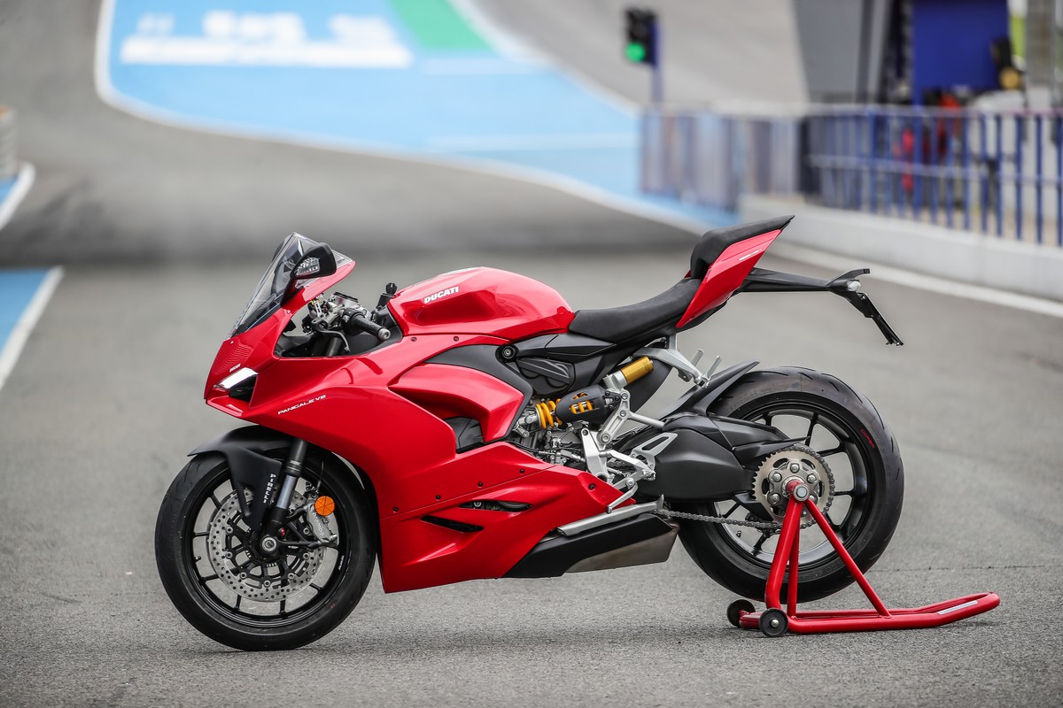 Ducati Panigale V2 (2020) на официальной презентации в Хересе