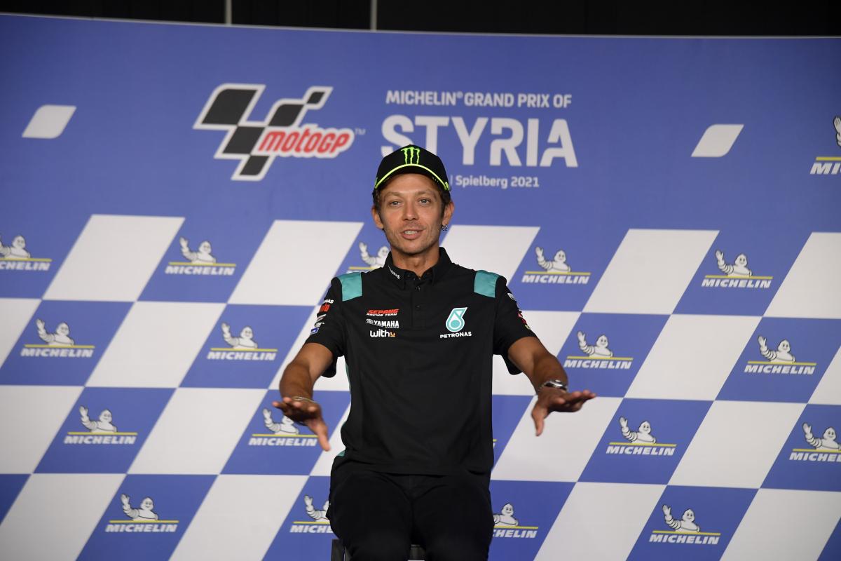 Валентино Росси объявил о решении завершить карьеру в MotoGP после 2021 года