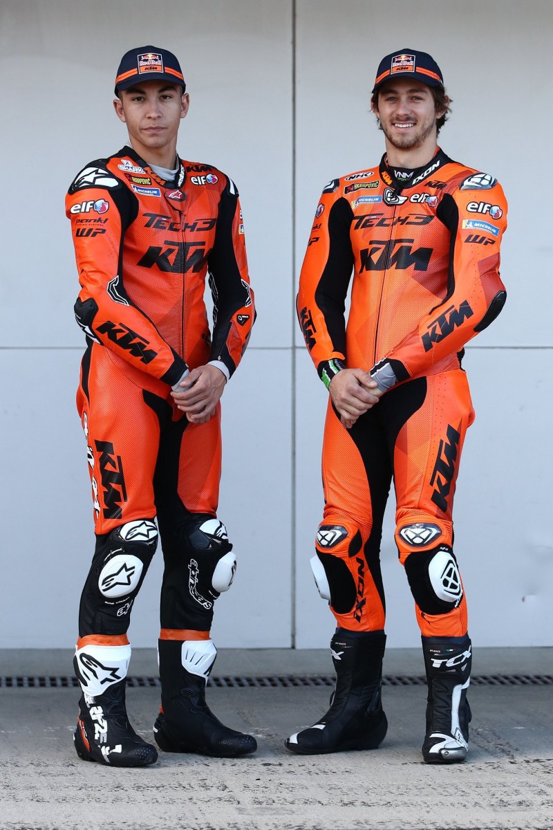 Рауль Фернандес и Реми Гарднер вместе вступили в MotoGP с Tech3 KTM Factory Racing
