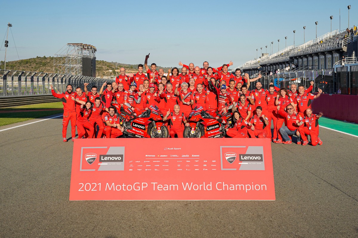 Ducati Lenovo Team обеспечила себе титул в командном чемпионате MotoGP