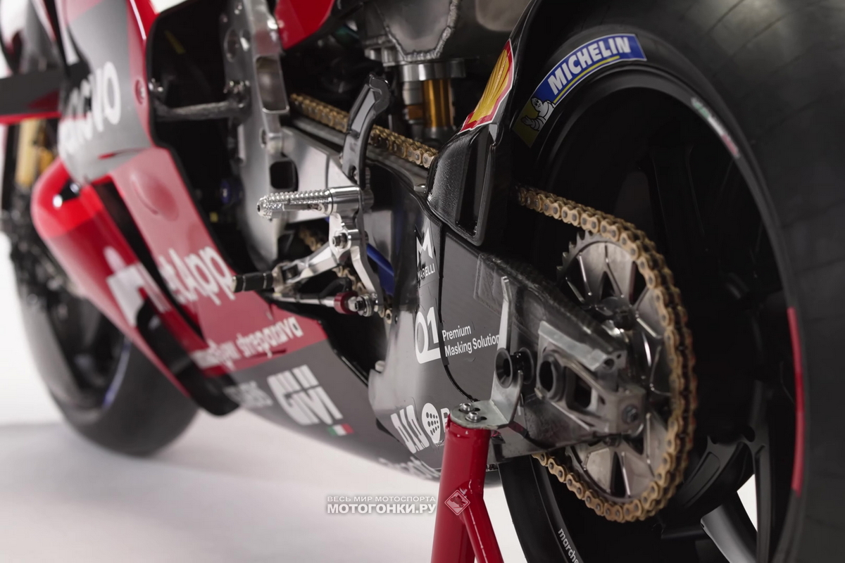 Ducati Lenovo Team - презентация командных цветов, но мотоциклы 2021 года
