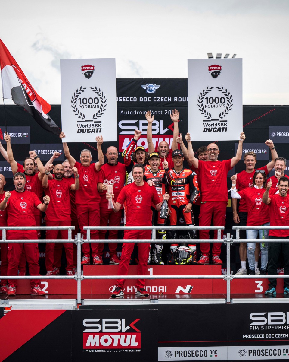 Победа Альваро Баутисты в субботней гонке на Autodrom Most стала 1000-м призом в коллекции Ducati