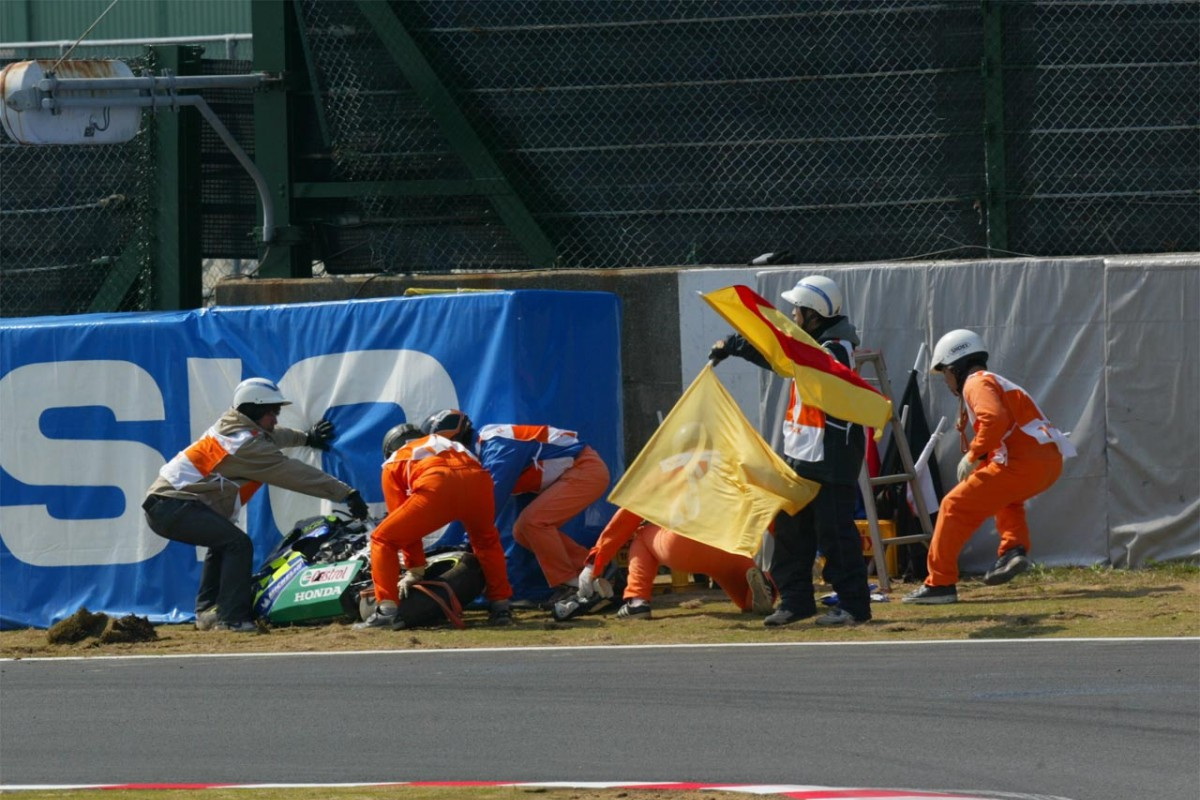 Трагический инцидент на Гран-При Японии MotoGP 2003 года с Дайдзиро Като