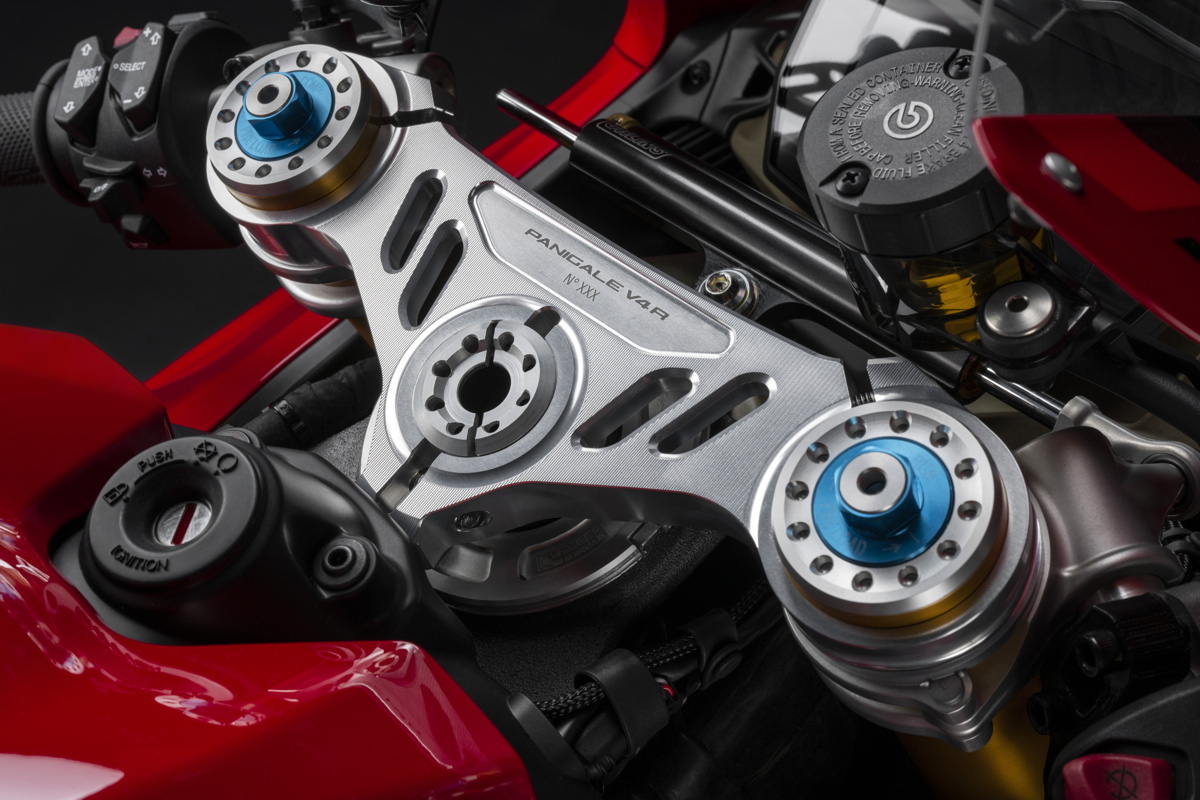 Ducati Panigale V4 R (2023) будет по сути номерным