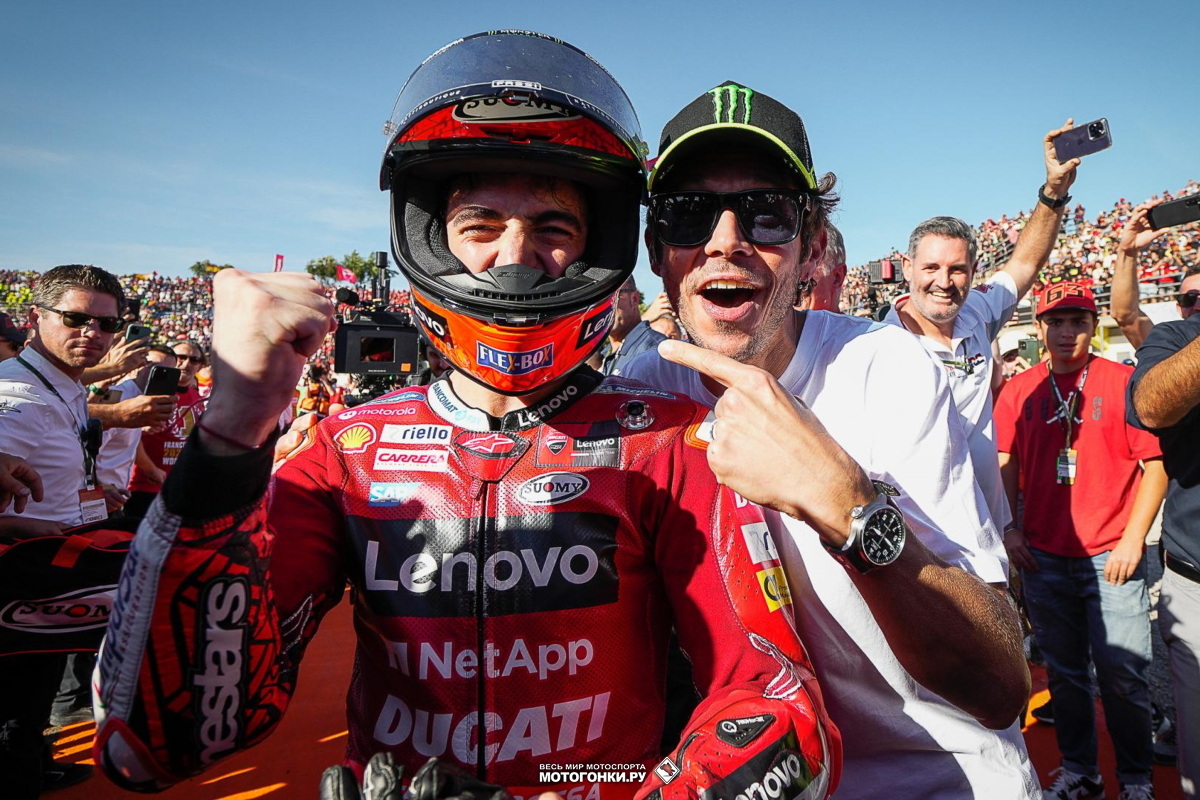 Валентино Росси не удалось выиграть титул с Ducati в 2011 и 2012 году, а Баньяе в 2022 - удалось!